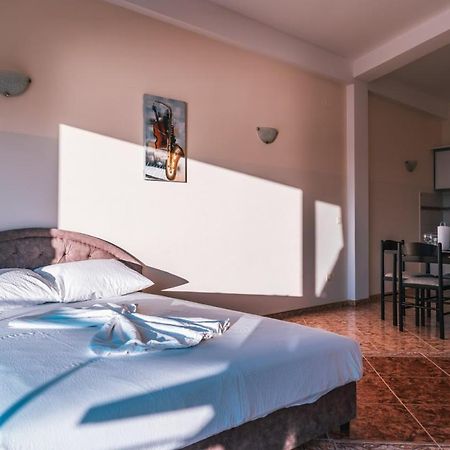 Kapriz Apartments Utjeha-Bušat Extérieur photo