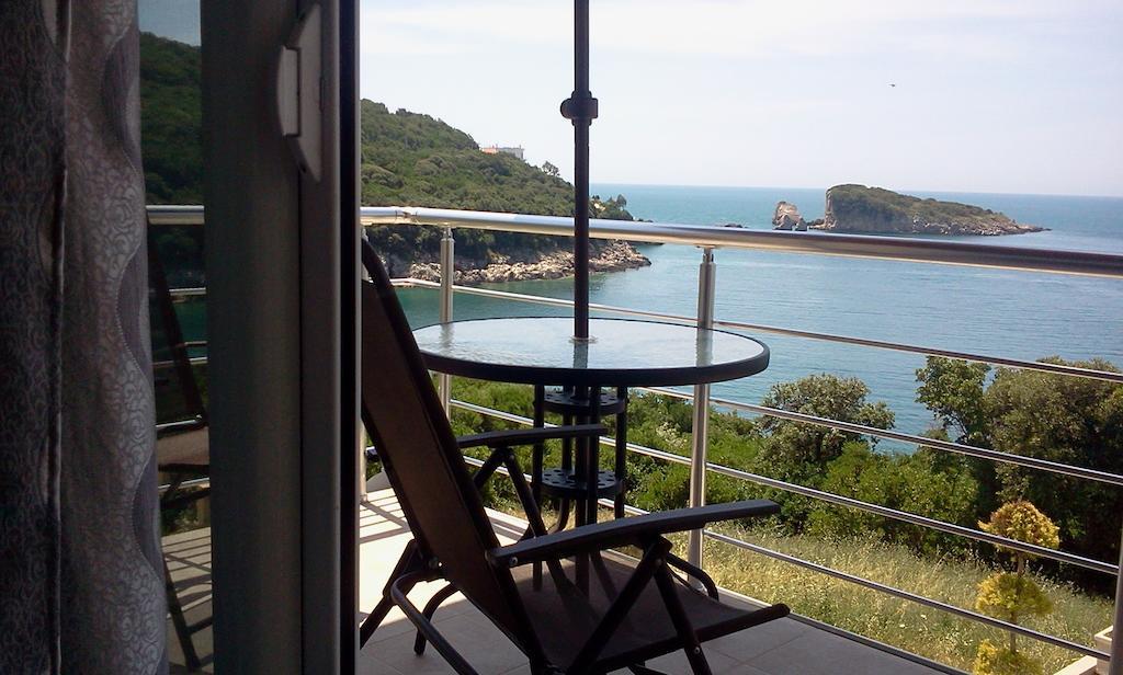 Kapriz Apartments Utjeha-Bušat Chambre photo